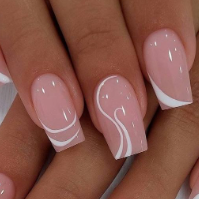 Kaylaxx_Rose的化身