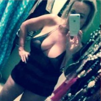robyn90404's Avatar