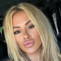 linawhite的化身