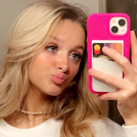 teenfeetplease的化身