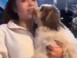 colombian influencer kiss