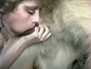 Dutch Girls Suck Clip