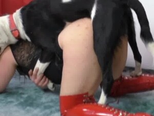 DevoteHuendin, a submissive girl with her puppy