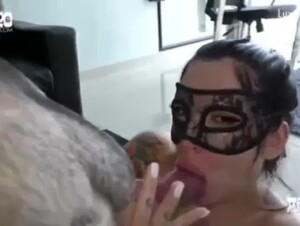 Thumb 3