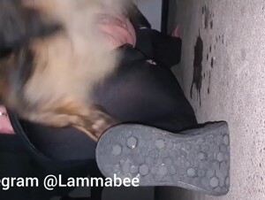 Thumb 9